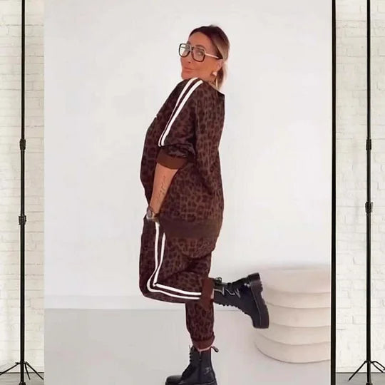 Lara - Conjunto de dos piezas con estampado de leopardo