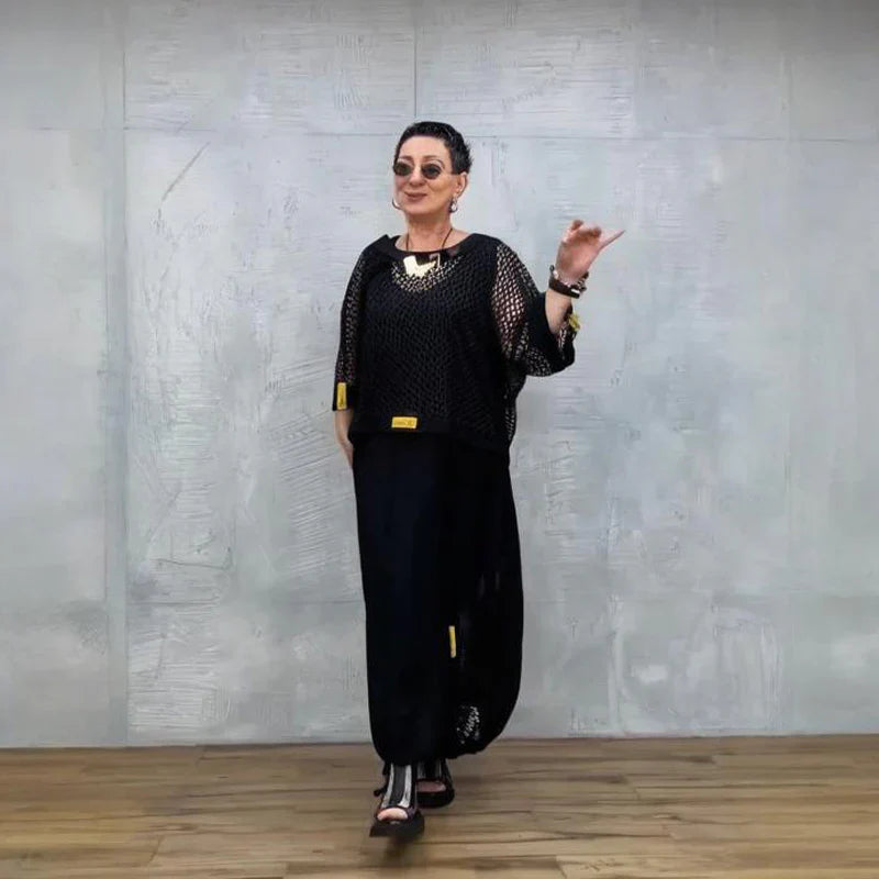 Ava - Conjunto negro de vestido con sobrecamisa calada