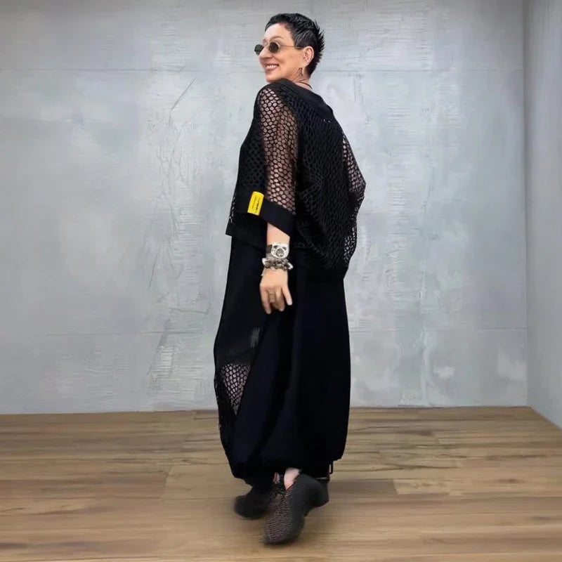 Ava - Conjunto negro de vestido con sobrecamisa calada