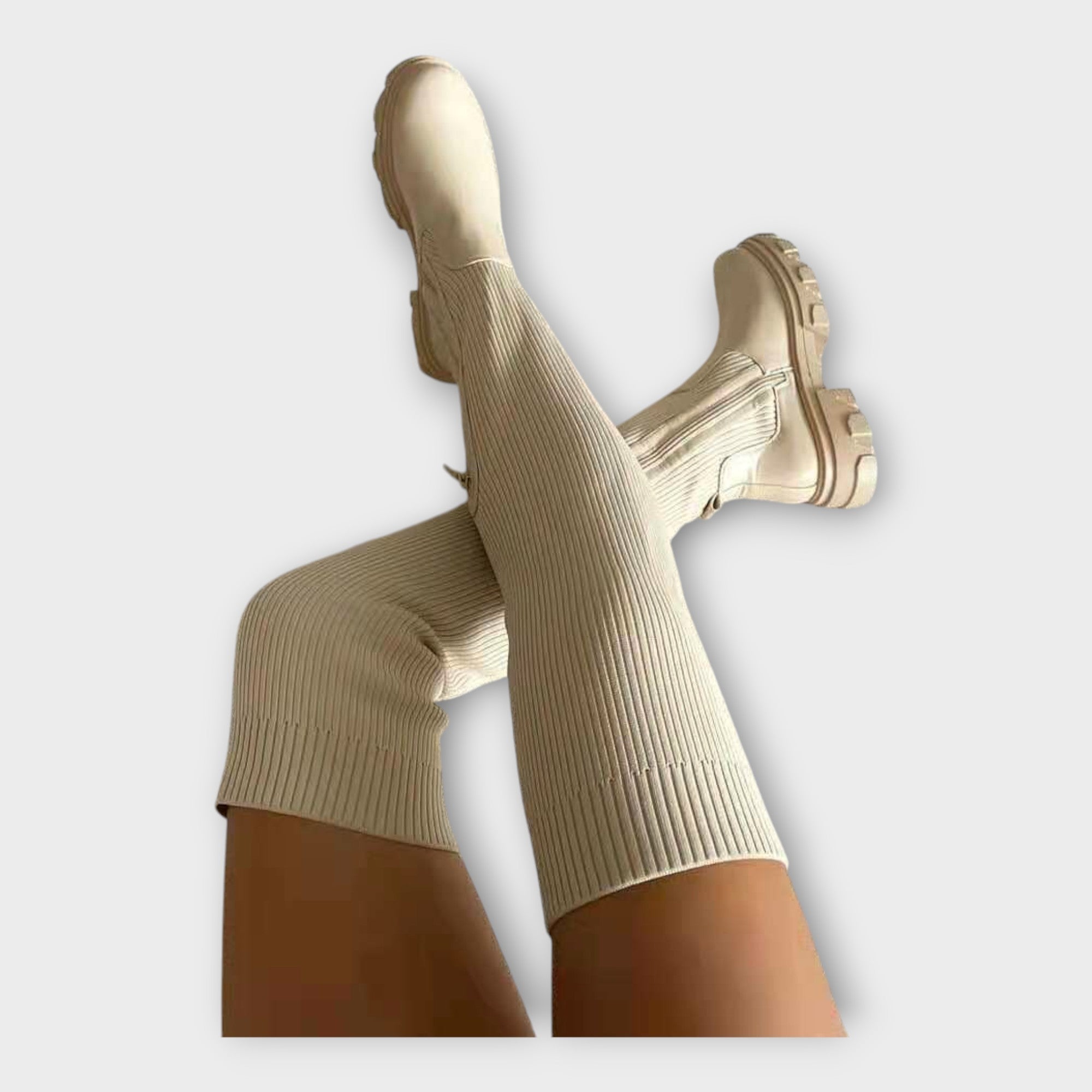 María | Botas Modernas Con Diseño Minimalista Y Versátiles