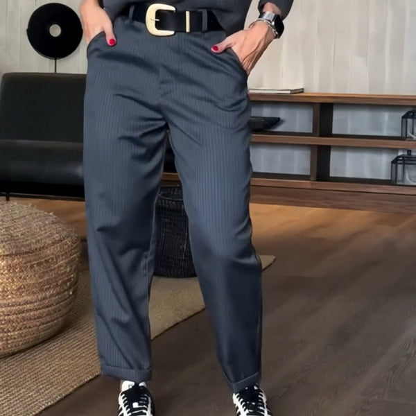 MATHILDA | PANTALÓN ELEGANTE Y QUE REALZA LA FIGURA CON RAYAS