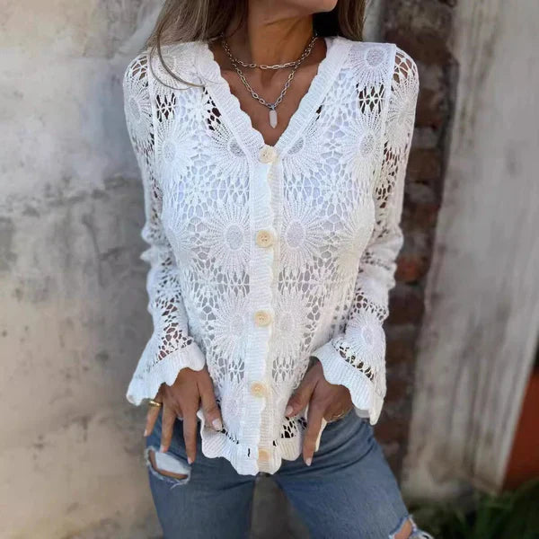 Mercedes/ Blusa de encaje con cuello en V y manga larga
