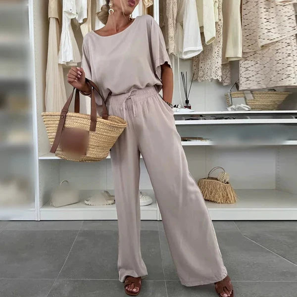 Luna - Conjunto fluido de dos piezas con diseño minimalista