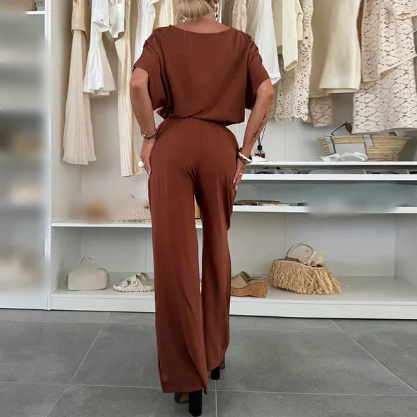 Luna - Conjunto fluido de dos piezas con diseño minimalista