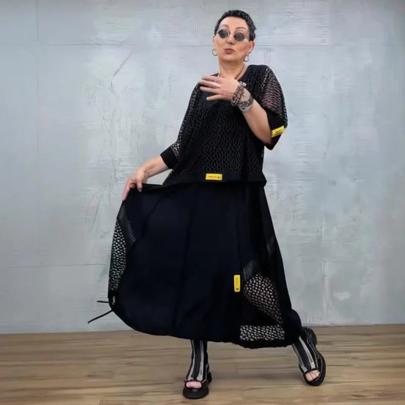 Ava - Conjunto negro de vestido con sobrecamisa calada